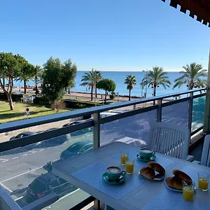 Appartement F1 Vue A 30m Des Plages, Cagnes-sur-Mer