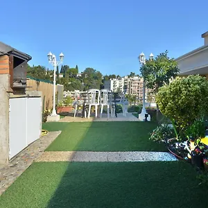 Appartement Jardin D'azur Proche, Cagnes-sur-Mer