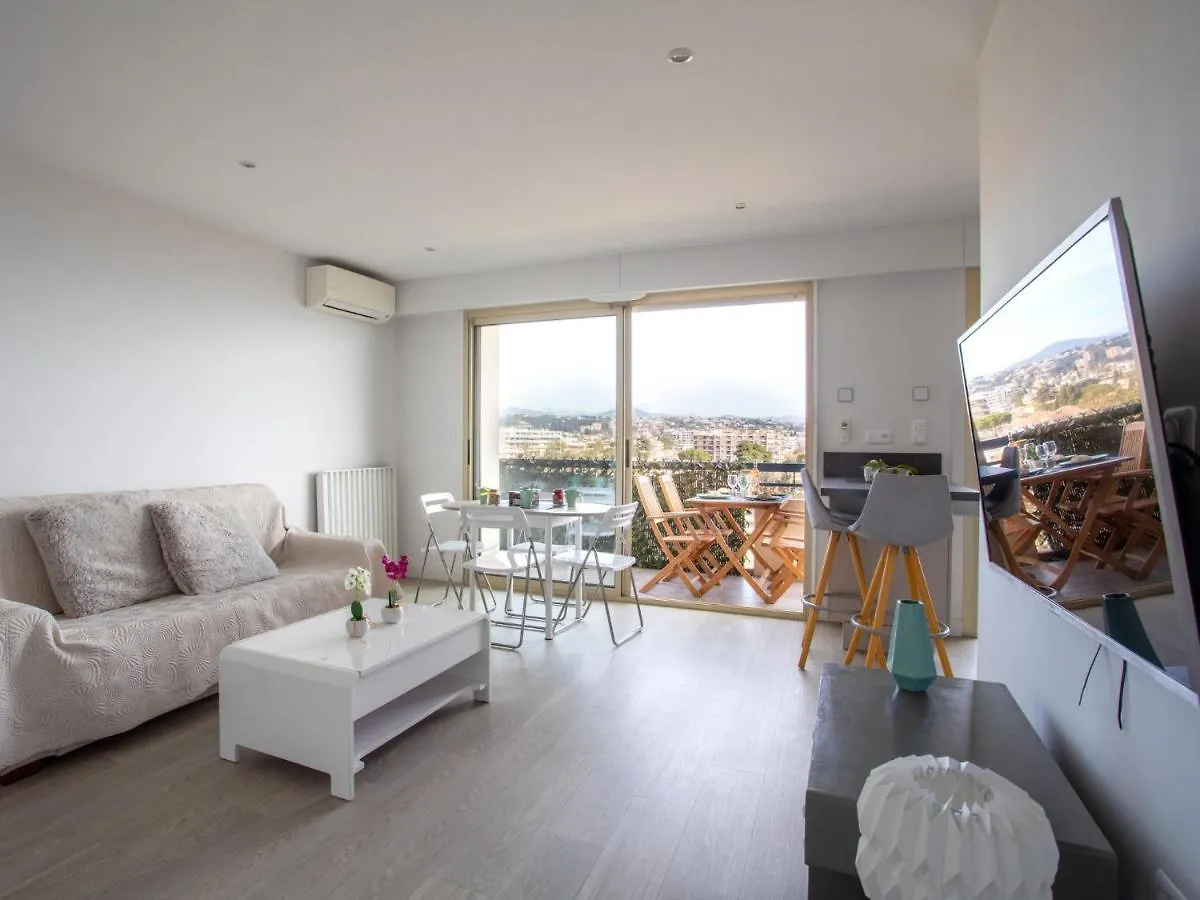 Appartement Studio Le Cagnes Beach France